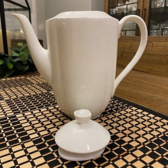 VILLEROY & BOCH "Arco Weiss" Coffee Pot & Lid - Picture 7 of 9